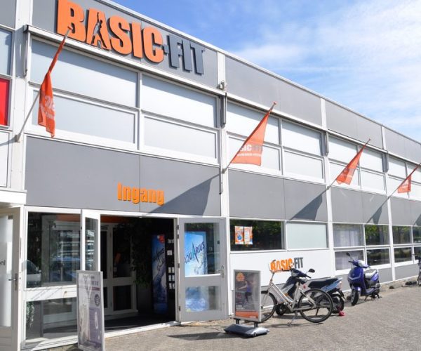 basic-fit-sportschool-delft-leeuwenstein-1
