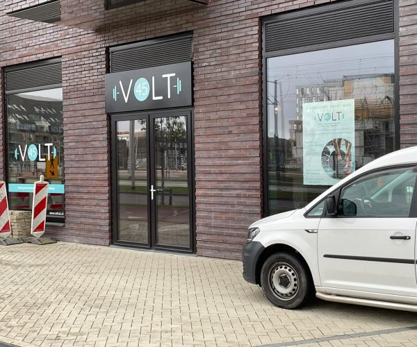 volt45