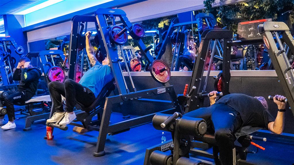 Sportschool-Hoogeveen-Fitness-Fantastic-Sports-68-1